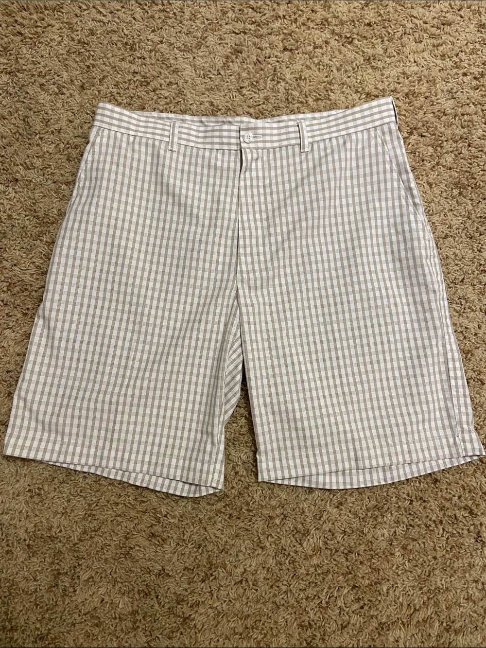 PGA Tour Beige and White Gingham Flat-Front Shorts